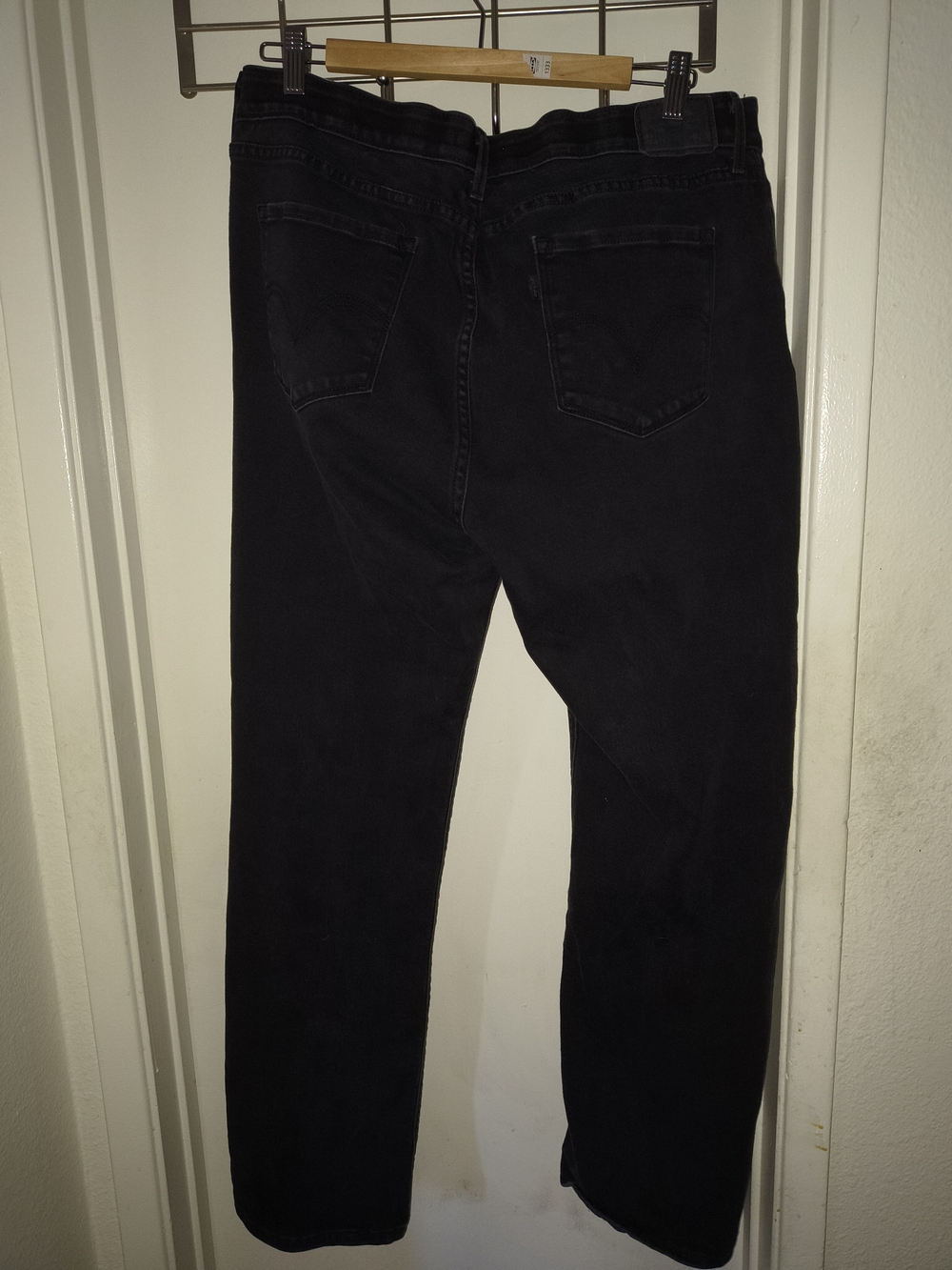 Levi's Perfect Waist Black Straight-Leg Women's Jeans